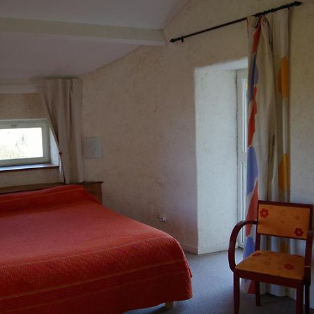 Gites Du Manoir De Goandour Crozon Room photo